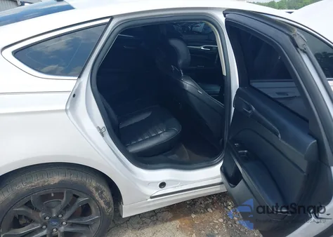 2019 Ford Fusion Sel z USA, uszkodzony, nr VIN 3FA6P0CD4KR231240